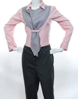 Blusa administrativa rosada con pañuelo